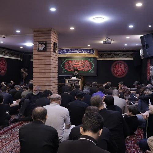 آیا امام زمان عجل الله تعالی فرجه الشریف زن و بچه دارند؟