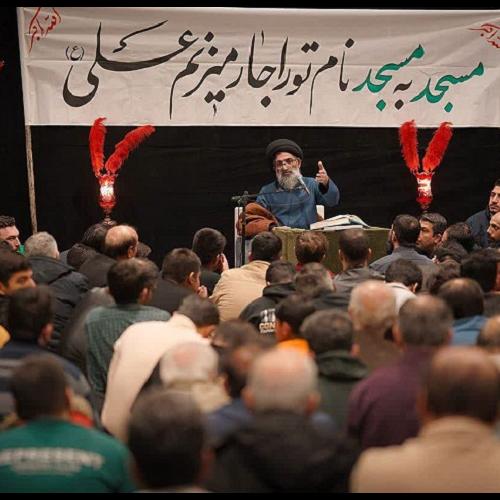 گزارش تصویزی از آیین تکریم و مناجات‌خوانی ماه مبارک رمضان هر شب، میهمان یک مسجد شب - شب هفتم ماه رمضان ۱۴۰۴